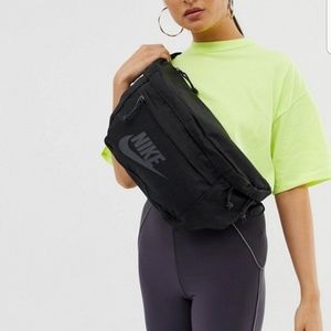 Nike hip tech hip body pack